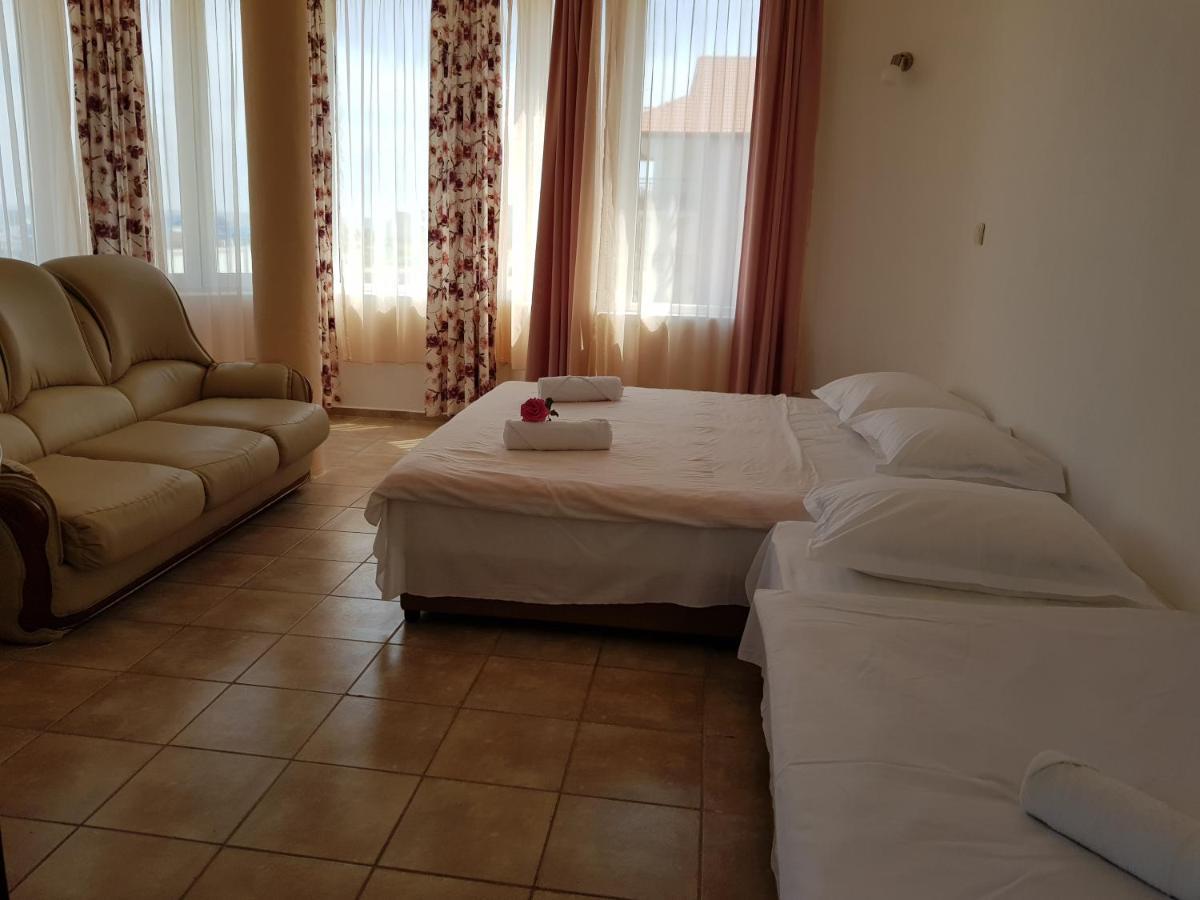 Hotel Sunny Island Obzor Extérieur photo