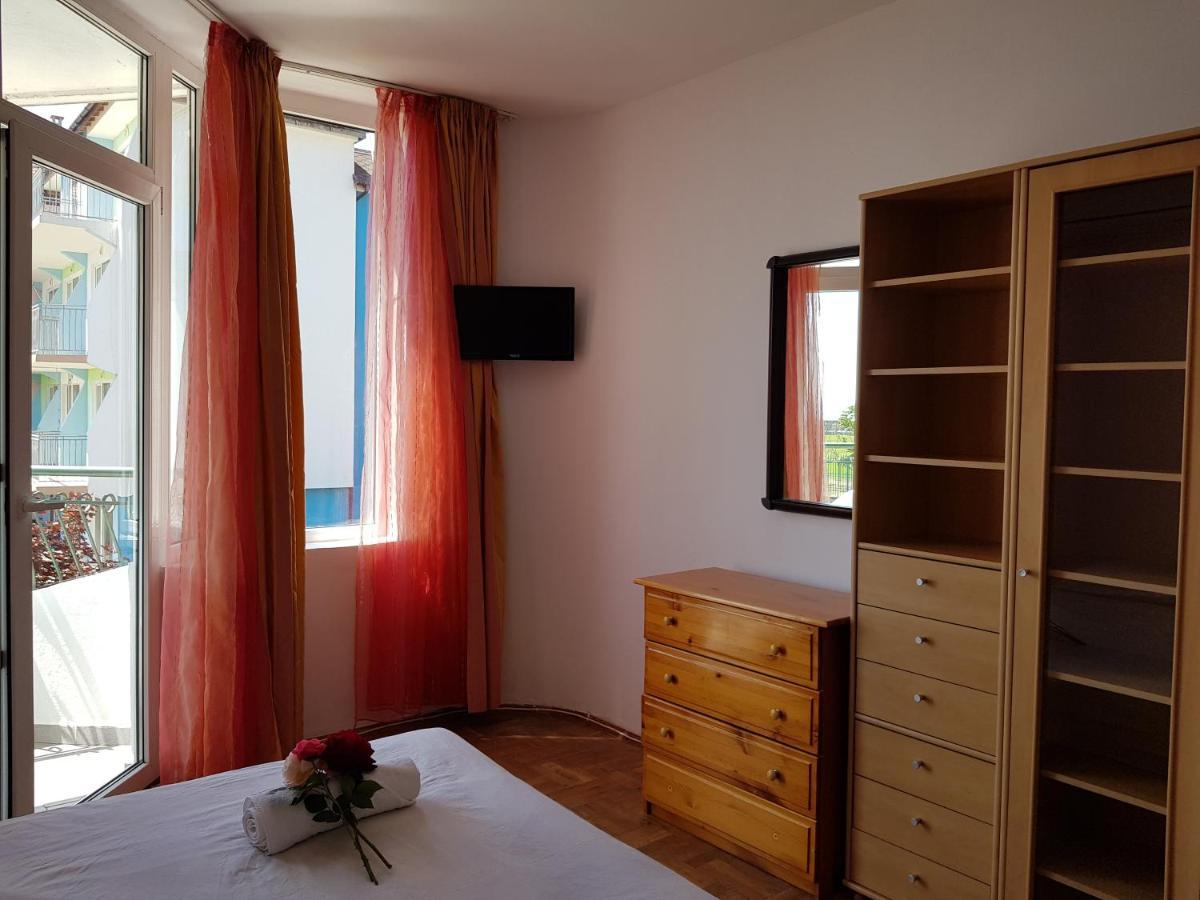 Hotel Sunny Island Obzor Extérieur photo