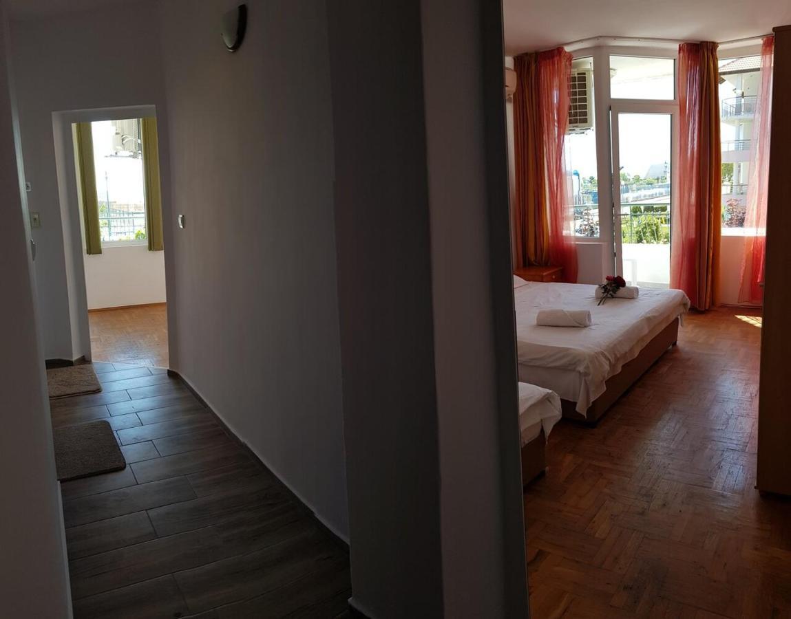 Hotel Sunny Island Obzor Extérieur photo