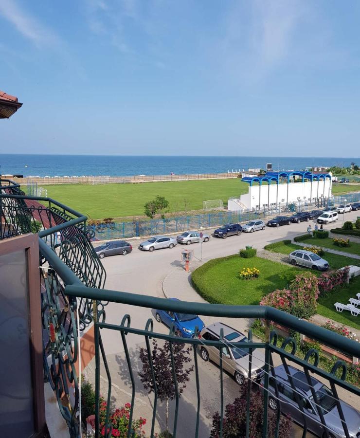 Hotel Sunny Island Obzor Extérieur photo